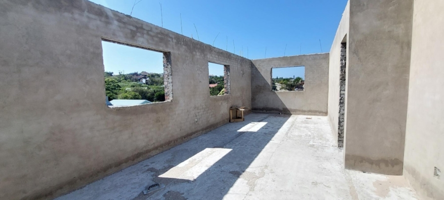 6 Bedroom Property for Sale in Sunrise On Sea Eastern Cape